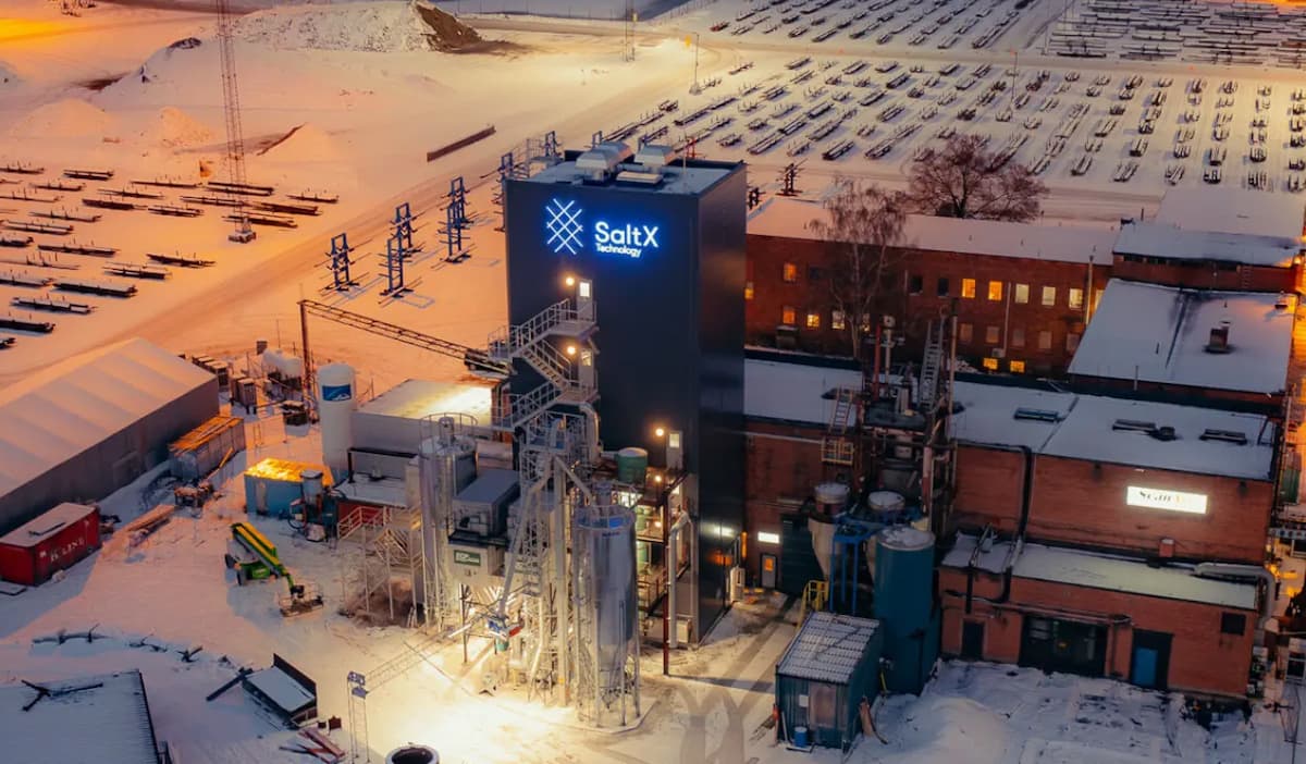 Swedish firm SaltX pioneers plasma tech for cement, aiming to slash industrial emissions. 