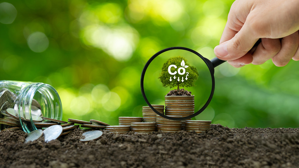 Taiwan’s Ministry of Environment plans to pilot a dual-track system in 2026, combining carbon fees with total emissions caps and an emission trading system. 