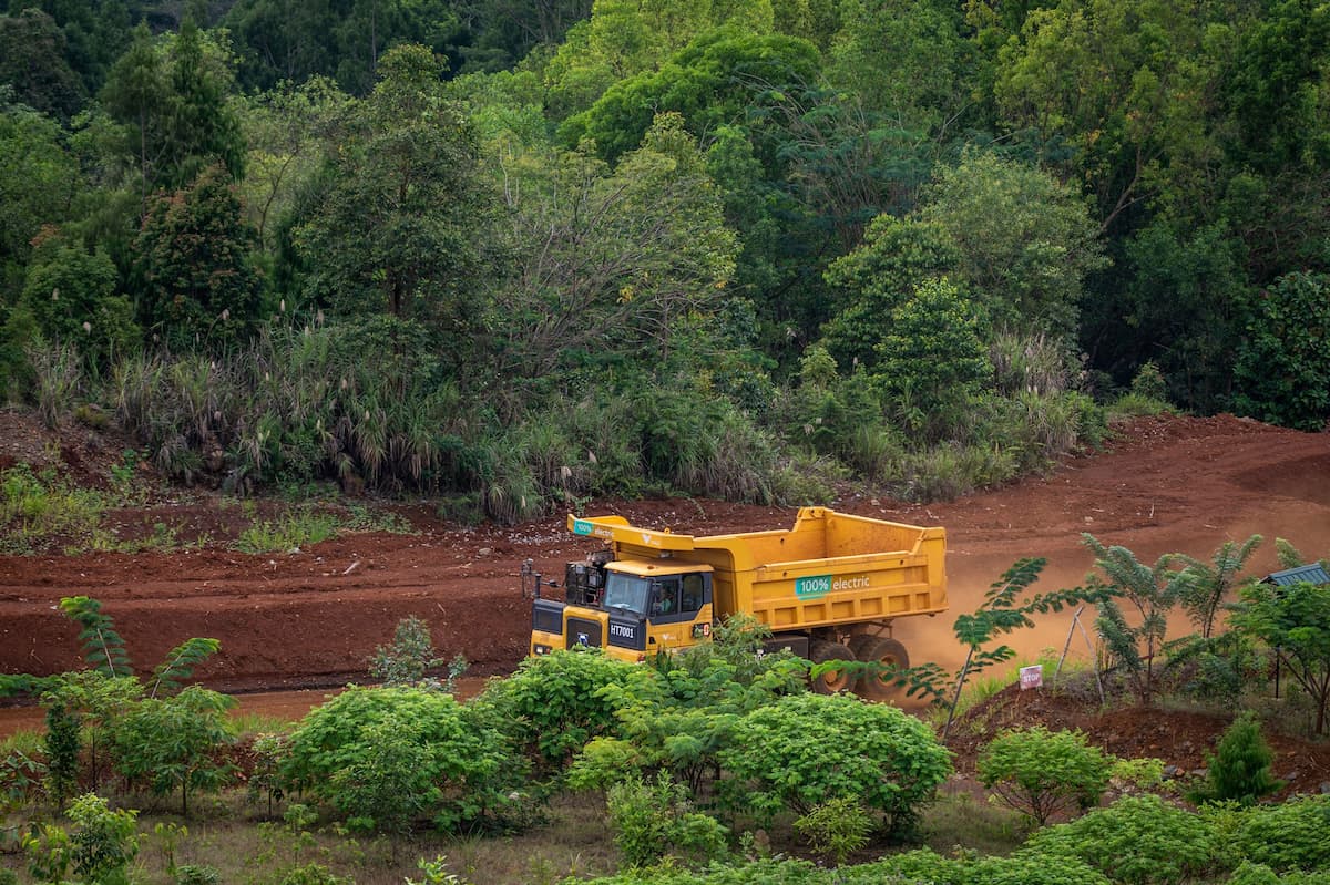 A Chinese-made electric truck in use at a PT Vale nickel mine in Indonesia’s South Sulawesi province. Last year, the Chinese battery materials producer GEM signed a deal with PT Vale to build a high-pressure acid leaching plant for nickel extraction in Central Sulawesi (Image: SOPA Images / Alamy)