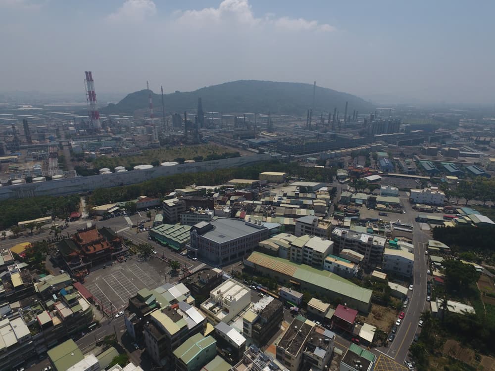 The Kaohsiung Third Science Park is planned to be developed on the former site of CPC Corporation's Kaohsiung Refinery, with TSMC set to establish a facility there. 