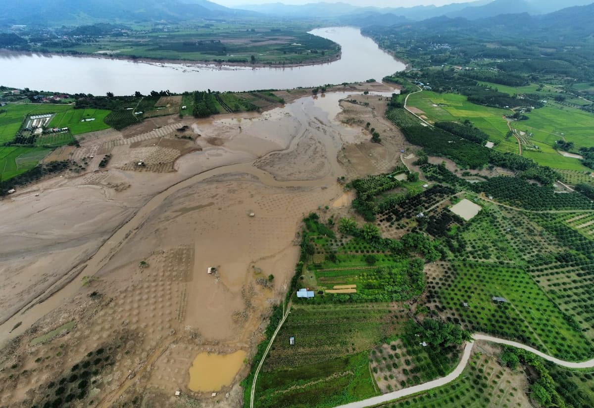 The Ngao River, a Mekong tributary, burst its banks flooding more than 2,000 Rai of pomelo orchards in late Aug-mid-Sept, photographed on Sept 20, 2024. Image courtesy of Rak Chiang Khong Conservation Group / International Rivers.