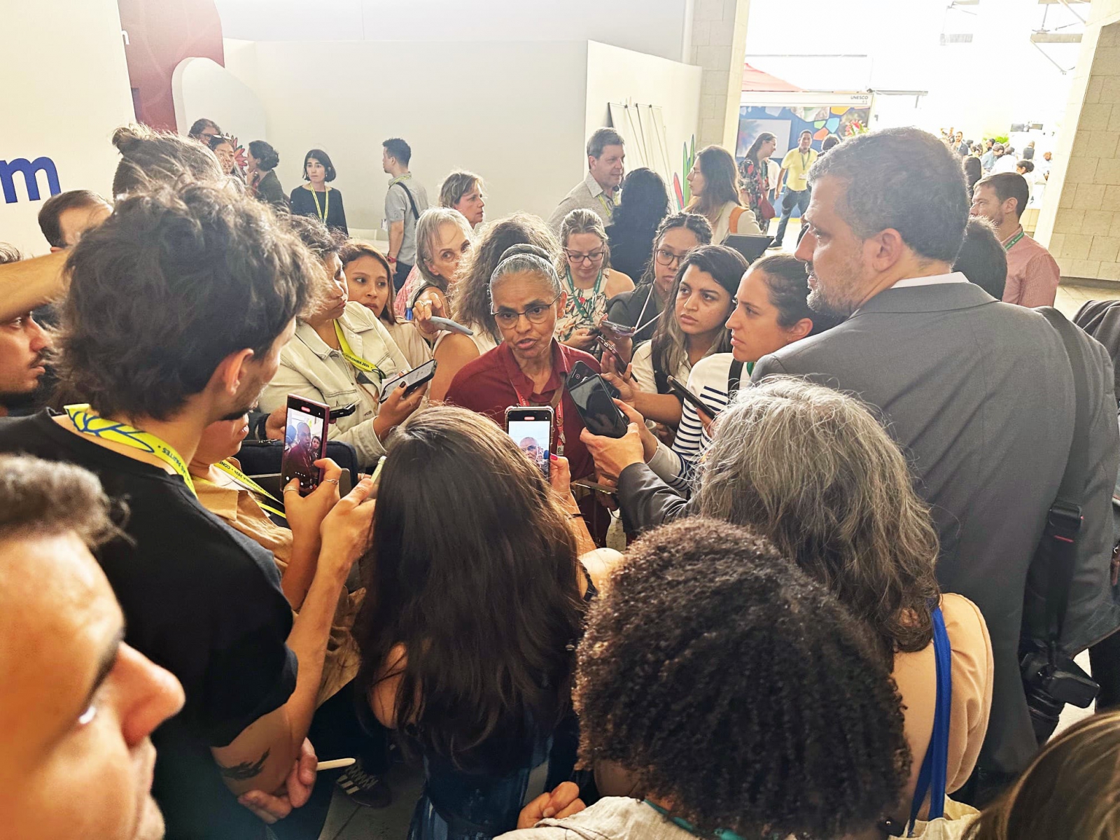 Marina Silva, Brazil’s minister of the environment and climate change, has been instrumental in TFFF development and was in New York City during Climate Week to discuss it with other environmental ministers. She is shown here in an Oct. 2024 meeting with journalists at the UN biodiversity summit in Cali, Colombia. Image by Justin Catanoso for Mongabay.