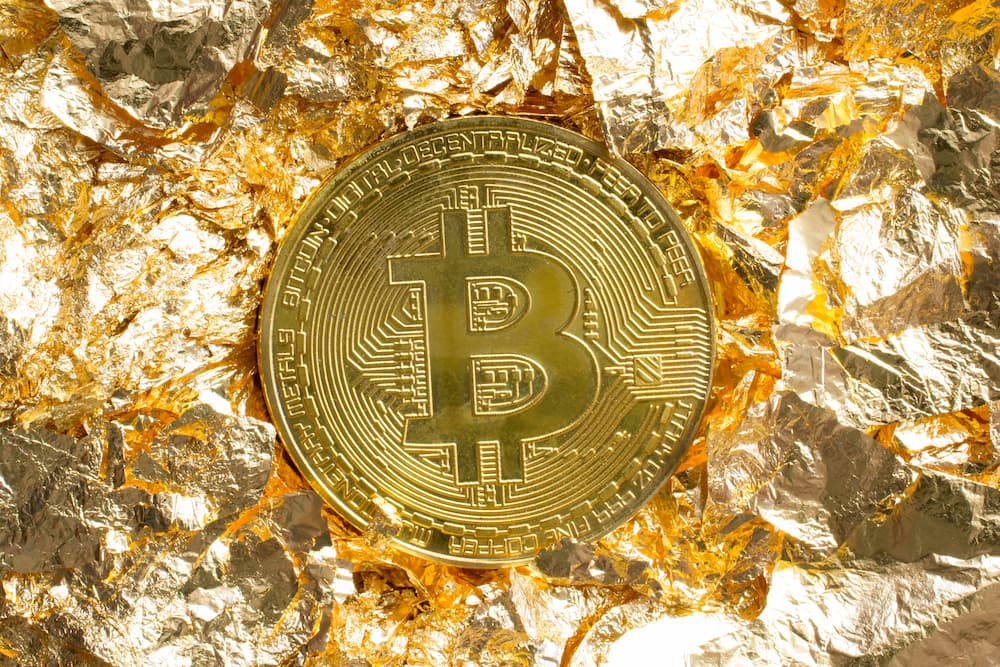 產業永續轉型壓力下，許多加密貨幣礦業公司積極導入再生能源、回收廢能，致力於降低碳足跡與整體能耗。