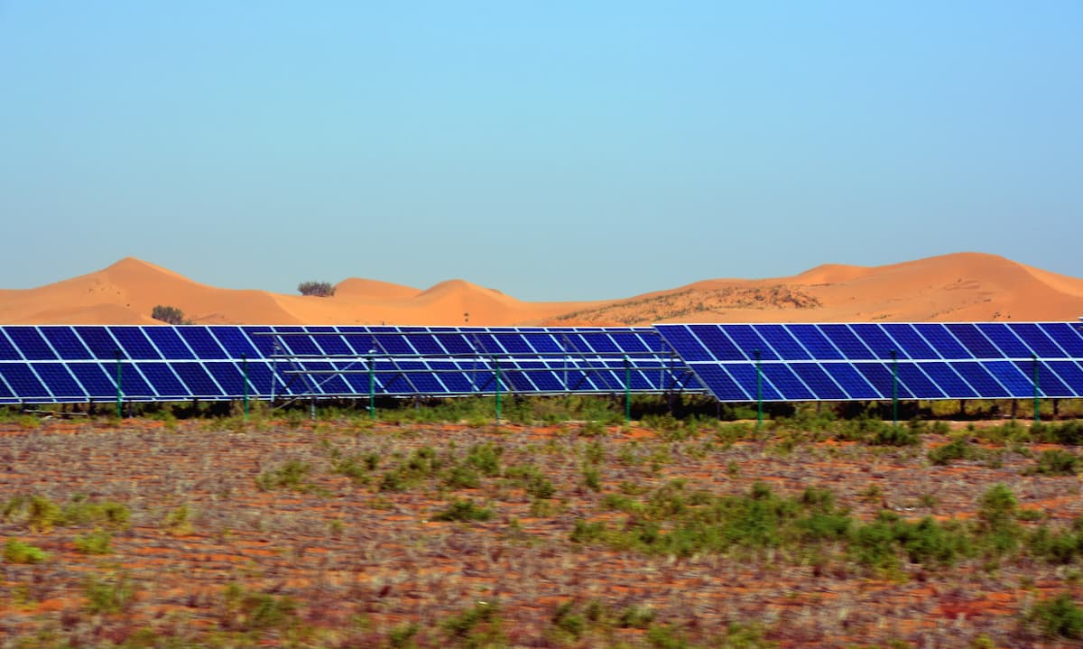 Solar farm in the Tengger Desert, China. (Photo: iStock)