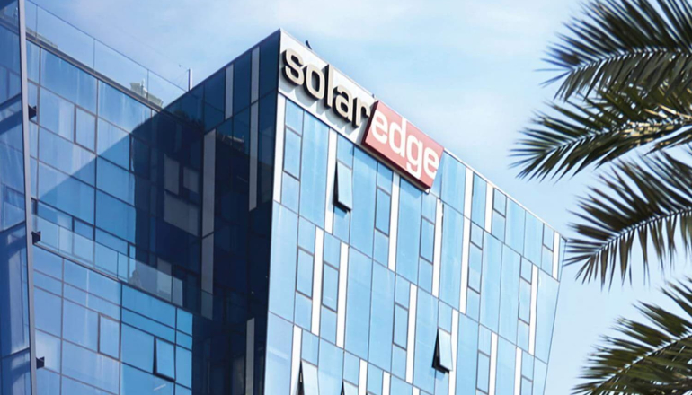 SolarEdge slashes 900 jobs amid plunging demand