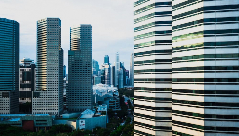 新加坡碳稅持續上調！政府將開放企業購買迦納碳權，最多抵5%應稅碳排
