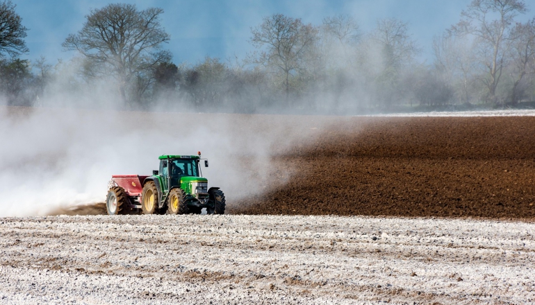 One-third of food giants ignore fertilizer risks, report finds