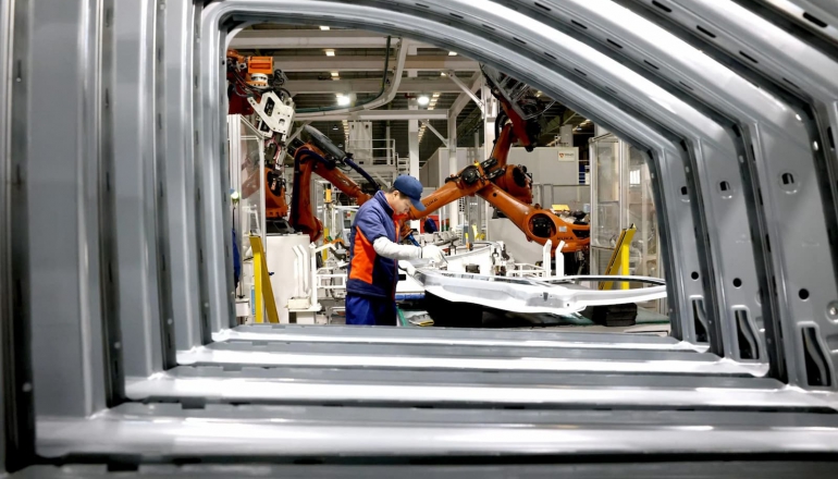 EV makers are still far from green, experts say