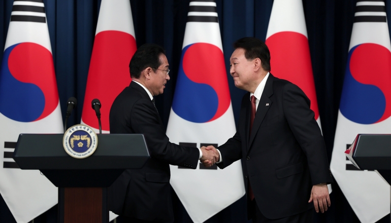 Japan, Korea to set up hydrogen, ammonia supply network, says Nikkei