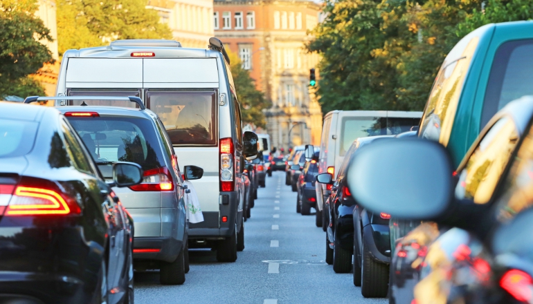 EU to offer extended compliance period for car manufacturers