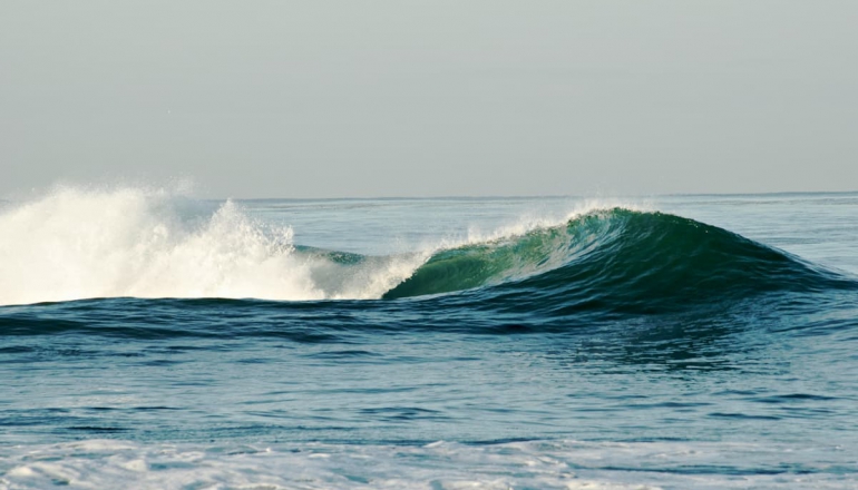 China looks to ride wave of clean ocean energy
